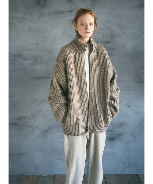 And A（アンドエー）の「unfil アンフィル / cashmere chunky ribbed-knit zip front jacket カシミヤ チャンキーリブニット ジップジャケット ハイネックニットジャージ / WWFL-UU001（ニット/セーター・メンズ・ダークネイビー/ブラウン・4）」の4枚目の写真