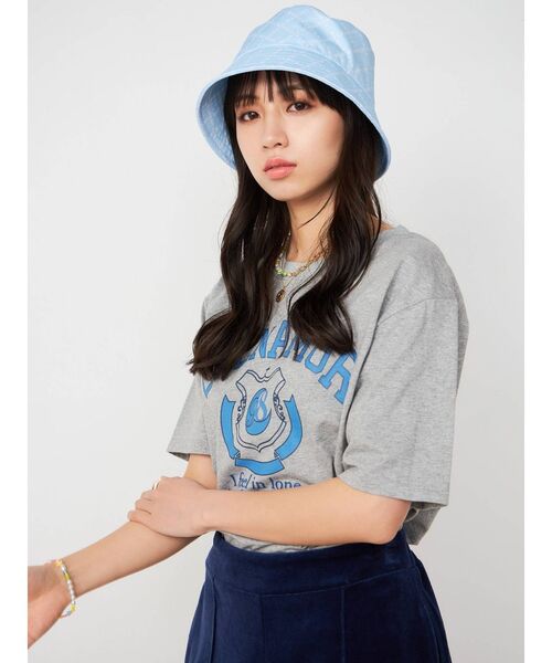 CALNAMUR(カルナムール)の「カレッジ風ロゴTシャツ(Tシャツ/カットソー・レディース・ブラック/グレー/グリーン・MEDIUM/LARGE)」の9枚目の写真