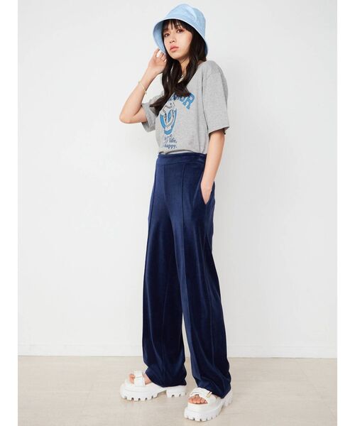 CALNAMUR(カルナムール)の「カレッジ風ロゴTシャツ(Tシャツ/カットソー・レディース・ブラック/グレー/グリーン・MEDIUM/LARGE)」の10枚目の写真