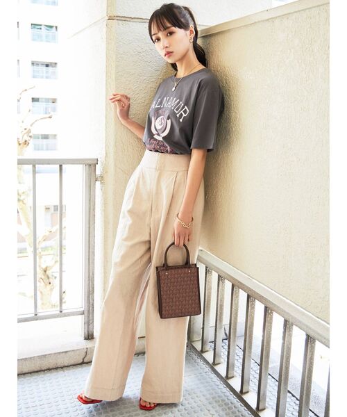 CALNAMUR(カルナムール)の「カレッジ風ロゴTシャツ(Tシャツ/カットソー・レディース・ブラック/グレー/グリーン・MEDIUM/LARGE)」の12枚目の写真
