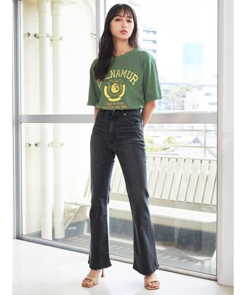 CALNAMUR(カルナムール)の「カレッジ風ロゴTシャツ(Tシャツ/カットソー・レディース・ブラック/グレー/グリーン・MEDIUM/LARGE)」の16枚目の写真