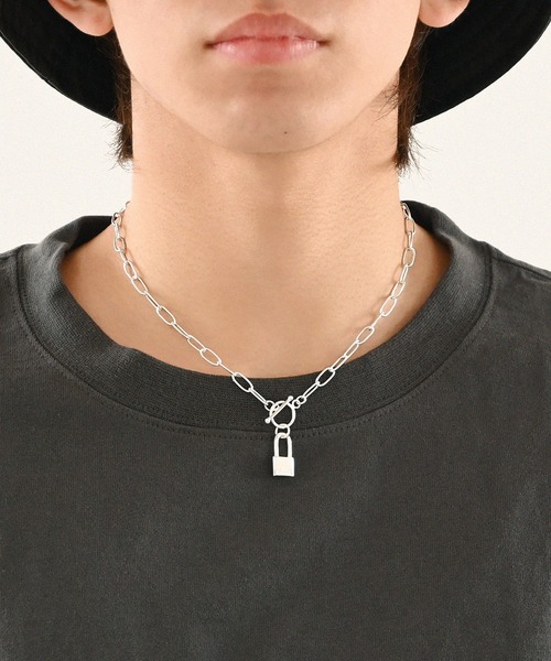 Editors Draw(エディターズドロー)の「キーモチーフ Brassチェーンネックレス(ネックレス・メンズ・シルバー・ONE SIZE)」の1枚目の写真