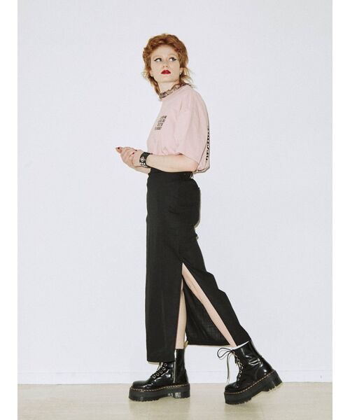 jouetie（ジュエティ）の「バックフラワーロゴBIGT（Tシャツ/カットソー・レディース・ブラック/パープル/オフホワイト/ピンク・MEDIUM）」の13枚目の写真