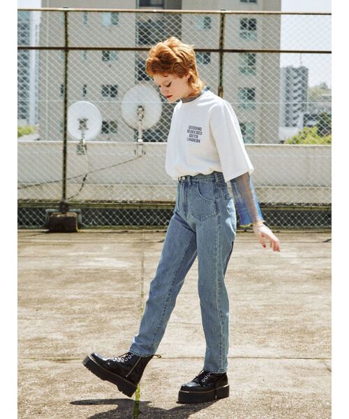 jouetie（ジュエティ）の「バックフラワーロゴBIGT（Tシャツ/カットソー・レディース・ブラック/パープル/オフホワイト/ピンク・MEDIUM）」の8枚目の写真