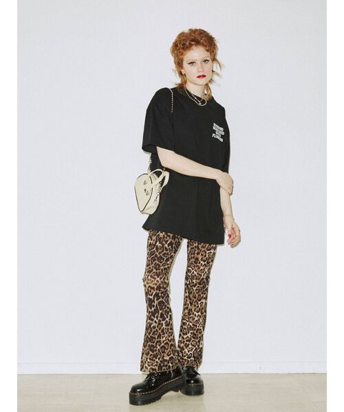 jouetie（ジュエティ）の「バックフラワーロゴBIGT（Tシャツ/カットソー・レディース・ブラック/パープル/オフホワイト/ピンク・MEDIUM）」の21枚目の写真