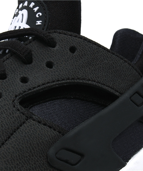 NIKE（ナイキ）の「ウィメンズ ナイキ エアハラチ ブラック NIKE WMNS