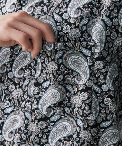 a.v.v（アーヴェヴェ）の「ペイズリープリントオープンカラーシャツ（シャツ/ブラウス・メンズ・ブラック/ベージュ・48/46）」の22枚目の写真