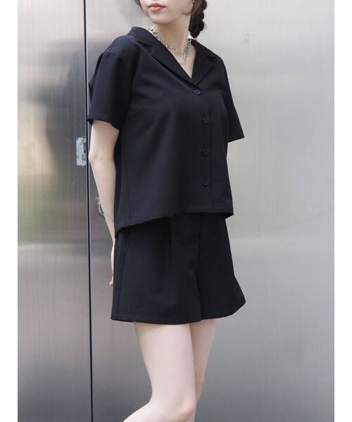 EVRIS（エヴリス）の「タックショートパンツ【セットアップ着用可能】（その他パンツ・レディース・ブラック/ベージュ/ネイビー・SMALL/MEDIUM）」の9枚目の写真