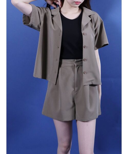 EVRIS（エヴリス）の「タックショートパンツ【セットアップ着用可能】（その他パンツ・レディース・ブラック/ベージュ/ネイビー・SMALL/MEDIUM）」の19枚目の写真