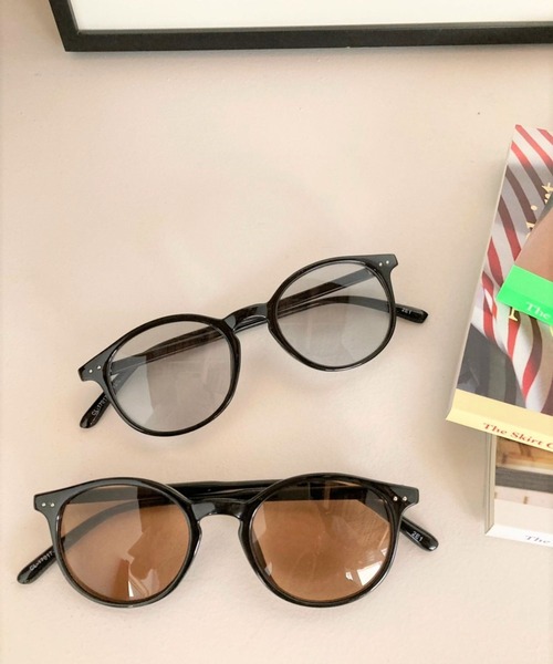 Me%（ミィパーセント）の「プレーンライトカラーサングラス（サングラス・レディース・ブラック/ブラウン・FREE）」の6枚目の写真