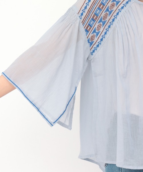 チチカカ（チチカカ）の「ヨーク刺繍ラウンドプルオーバー（シャツ/ブラウス・レディース・ピンク/イエロー/ブルー/グリーン・FREE）」の12枚目の写真