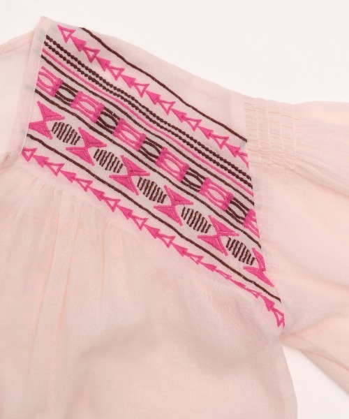 チチカカ（チチカカ）の「ヨーク刺繍ラウンドプルオーバー（シャツ/ブラウス・レディース・ピンク/イエロー/ブルー/グリーン・FREE）」の18枚目の写真