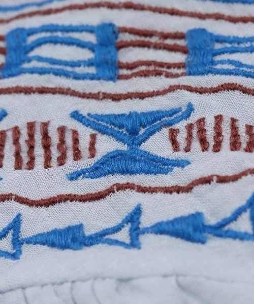 チチカカ（チチカカ）の「ヨーク刺繍ラウンドプルオーバー（シャツ/ブラウス・レディース・ピンク/イエロー/ブルー/グリーン・FREE）」の21枚目の写真