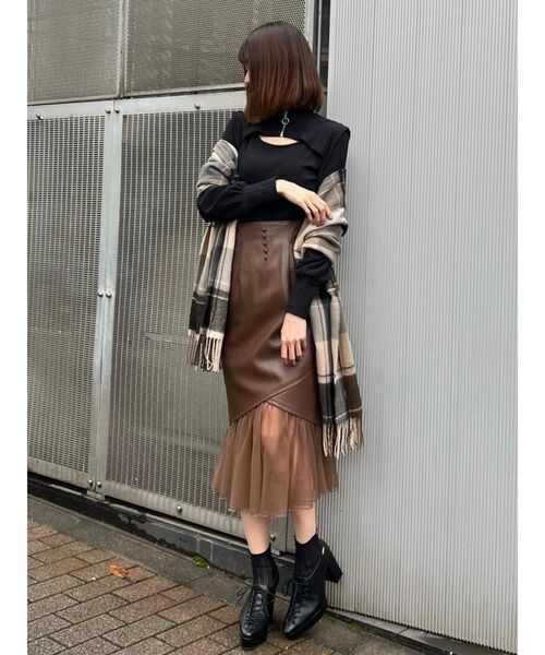 EATME（イートミー）の「E/Mロゴチェックストール（ストール/ショール・レディース・ブラウン/ブラック・FREE）」の6枚目の写真