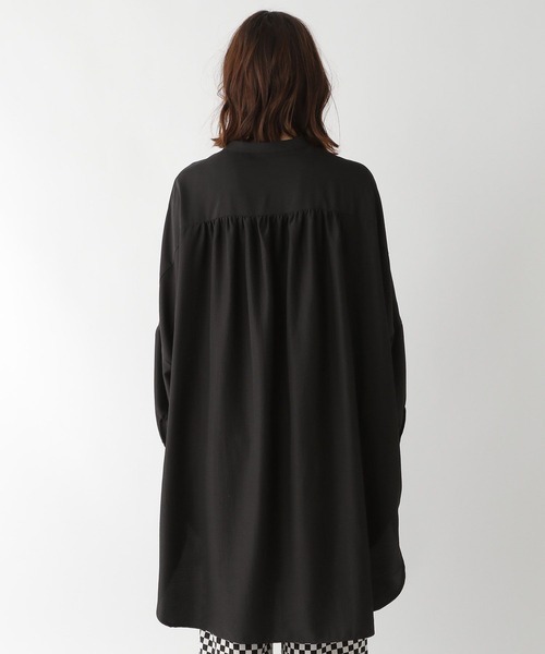 LEPSIM（レプシィム）の「ポンチョシャツチュニック長袖　123415（シャツ/ブラウス・レディース・ブラック/キナリ/カーキ/オレンジ・FREE）」の5枚目の写真