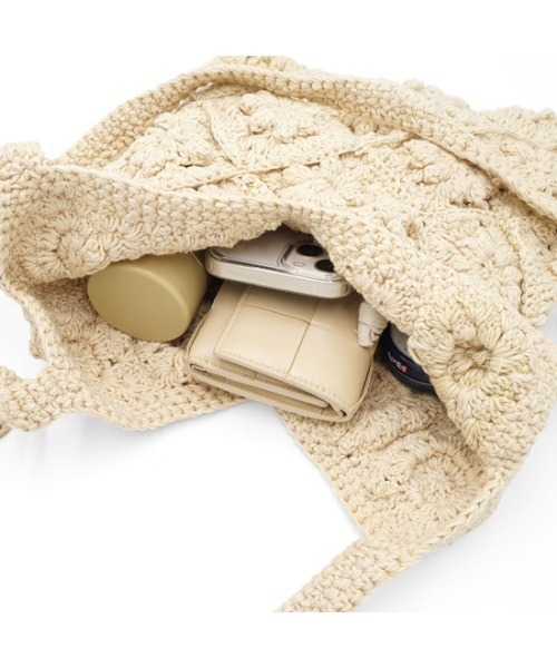 flower（フラワー）の「フラワフルクロシェバッグ（ショルダーバッグ・レディース・アイボリー・FREE）」の7枚目の写真