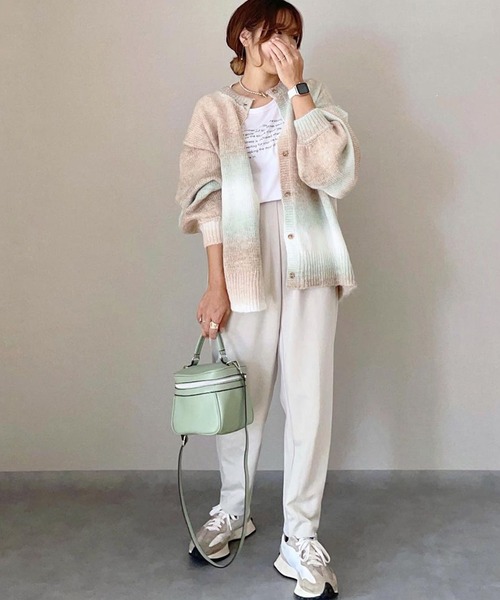 Chaco closet（チャコ クローゼット）の「オーバーサイズ グラデーションニットカーディガン（カーディガン/ボレロ・レディース・グレー/グリーン/ピンク/パープル/イエロー/カーキ/ブラック・FREE）」の15枚目の写真