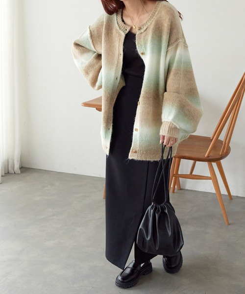 Chaco closet（チャコ クローゼット）の「オーバーサイズ グラデーションニットカーディガン（カーディガン/ボレロ・レディース・グレー/グリーン/ピンク/パープル/イエロー/カーキ/ブラック・FREE）」の9枚目の写真
