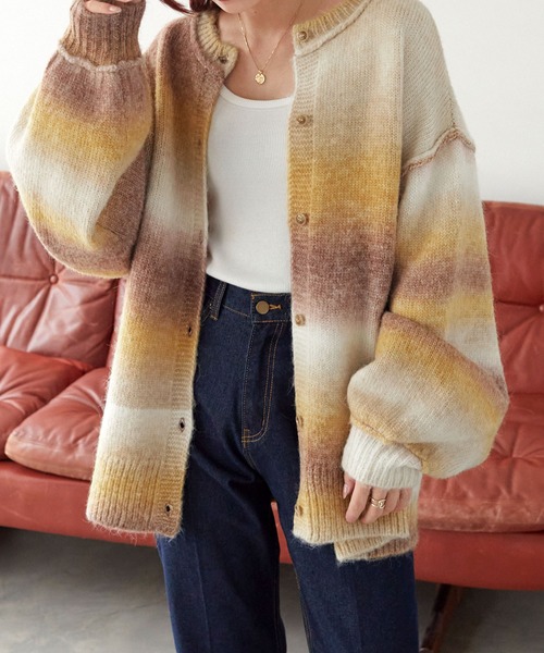 Chaco closet（チャコ クローゼット）の「オーバーサイズ グラデーションニットカーディガン（カーディガン/ボレロ・レディース・グレー/グリーン/ピンク/パープル/イエロー/カーキ/ブラック・FREE）」の11枚目の写真