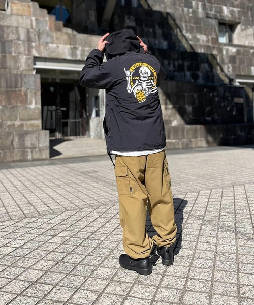 VANS（バンズ）の「VANS　AP Mカットワークウェアジャケット VN0A7TRPBLK（ナイロンジャケット・メンズ・ブラック・L/XL/XXL/M/S）」の16枚目の写真