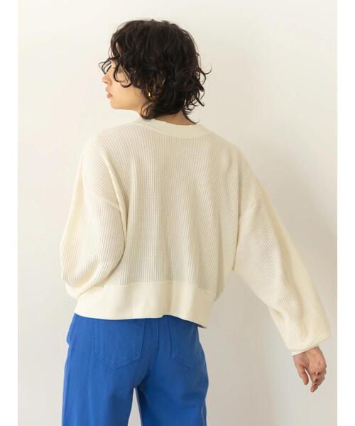 koe(コエ)の「ビッグワッフル袖ボリュームカーディガン(カーディガン/ボレロ・レディース・キャメル/グリーン/ナチュラル/チャコールグレー・FREE)」の13枚目の写真