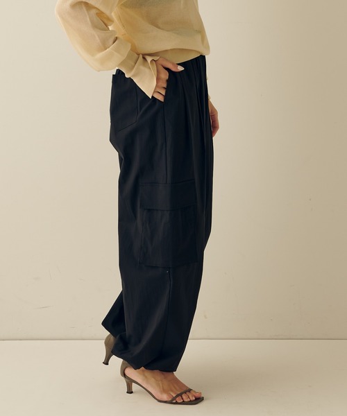 COLLAGE GALLARDAGALANTE（コラージュガリャルダガランテ）の「ナイロンカーゴパンツ（カーゴパンツ・レディース・ブルー/ブラック/ホワイト・FREE）」の9枚目の写真