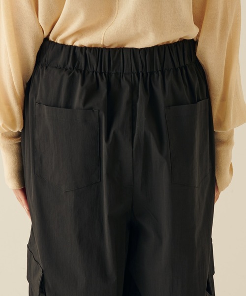 COLLAGE GALLARDAGALANTE（コラージュガリャルダガランテ）の「ナイロンカーゴパンツ（カーゴパンツ・レディース・ブルー/ブラック/ホワイト・FREE）」の8枚目の写真