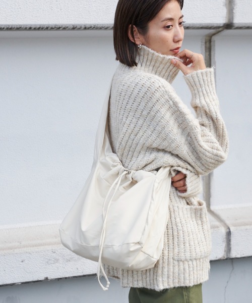 Auntie Rosa Holiday（アンティローザホリデー）の「ナイロンビッグ