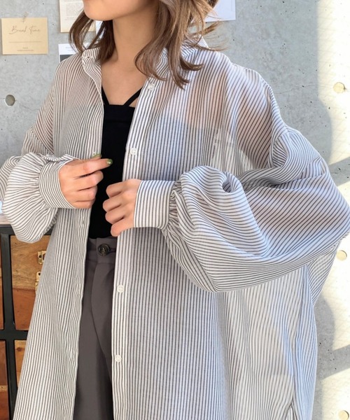 moment+（モーメントプラス）の「シアーストライプバンドカラーボリュームスリーブシャツ（シャツ/ブラウス・レディース・ブラック/ピンク/グリーン/ネイビー・M）」の19枚目の写真