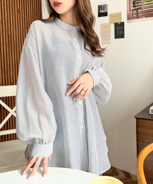 moment+（モーメントプラス）の「シアーストライプバンドカラーボリュームスリーブシャツ（シャツ/ブラウス・レディース・ブラック/ピンク/グリーン/ネイビー・M）」の13枚目の写真