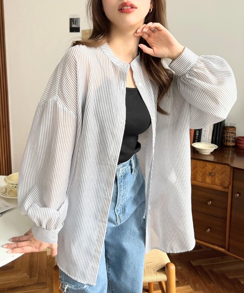 moment+（モーメントプラス）の「シアーストライプバンドカラーボリュームスリーブシャツ（シャツ/ブラウス・レディース・ブラック/ピンク/グリーン/ネイビー・M）」の16枚目の写真