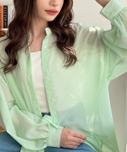 moment+（モーメントプラス）の「シアーストライプバンドカラーボリュームスリーブシャツ（シャツ/ブラウス・レディース・ブラック/ピンク/グリーン/ネイビー・M）」の20枚目の写真