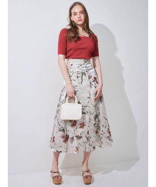 MERCURYDUO（マーキュリーデュオ）の「2WAYアシメネックテープリブニット（ニット/セーター・レディース・レッド/オフホワイト/ブラック/ライム・FREE）」の11枚目の写真