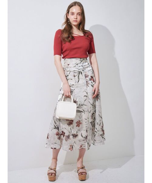 MERCURYDUO（マーキュリーデュオ）の「2WAYアシメネックテープリブニット（ニット/セーター・レディース・レッド/オフホワイト/ブラック/ライム・FREE）」の14枚目の写真