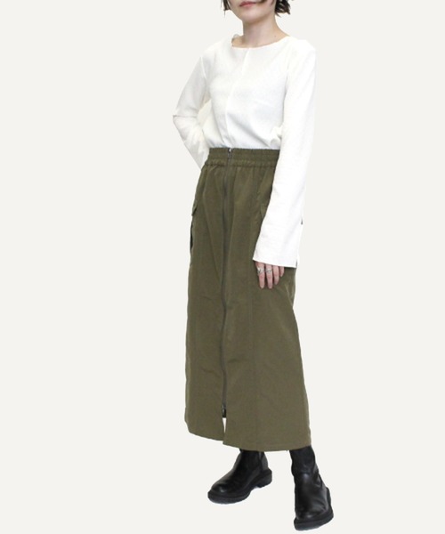 STYLEBLOCK(スタイルブロック)の「ソフトグログランフロントジップカーゴスカート(スカート・レディース・ライトベージュ/ホワイト系その他/キャメル/ブラック/カーキ・M)」の4枚目の写真
