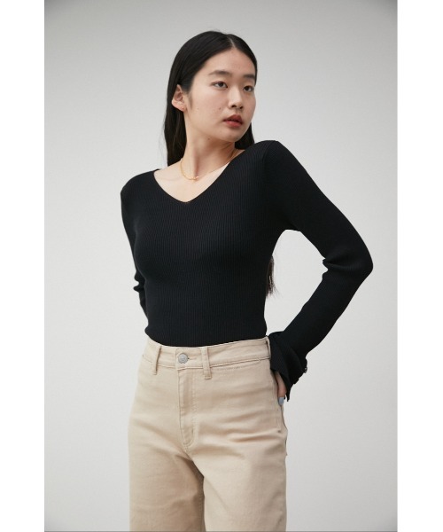 AZUL by moussy（アズールバイマウジー）の「2WAY SLEEVE BUTTON RIB KNIT/2WAYスリーブボタンリブニット（ニット/セーター・レディース・ブラック/オフホワイト/ライトブルー/オレンジ・SMALL/MEDIUM）」の17枚目の写真