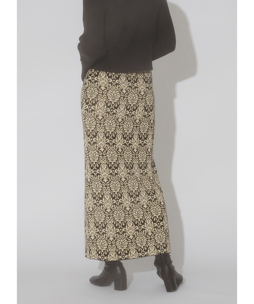 Adoon plain（アドーンプレーン）の「【2way】ジャガードナロースカート（スカート・レディース・ブラック/グレイッシュベージュ/ブルー・LARGE/MEDIUM）」の13枚目の写真
