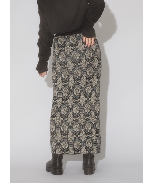 Adoon plain（アドーンプレーン）の「【2way】ジャガードナロースカート（スカート・レディース・ブラック/グレイッシュベージュ/ブルー・LARGE/MEDIUM）」の6枚目の写真