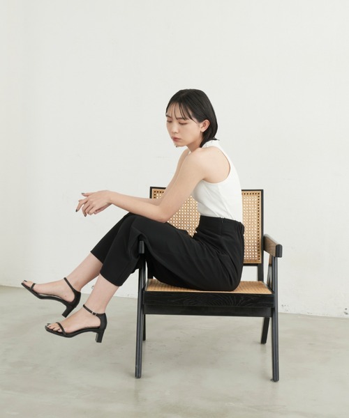 Aunt Marie's(アントマリーズ)の「細ストラップヒールサンダル(サンダル・レディース・ホワイト/ブラック/イエロー・M/S/L)」の5枚目の写真