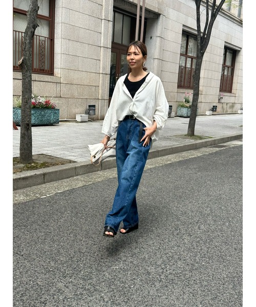 ulu（ウル）の「Denim wide pants (zozo限定カラー）（デニムパンツ・レディース・ブルー・FREE）」の5枚目の写真