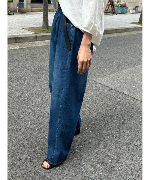 ulu（ウル）の「Denim wide pants (zozo限定カラー）（デニムパンツ・レディース・ブルー・FREE）」の8枚目の写真