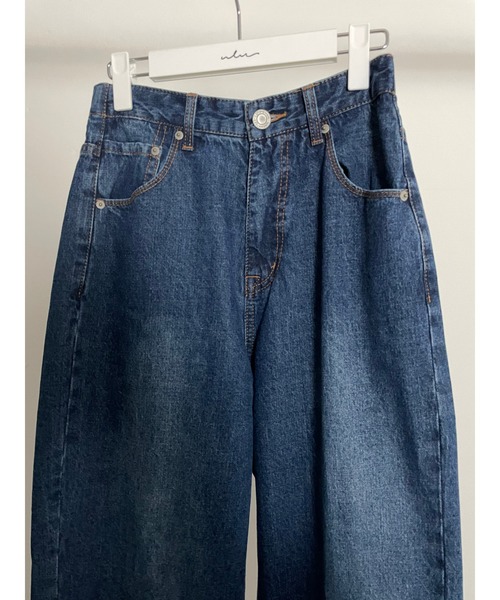 ulu（ウル）の「Denim wide pants (zozo限定カラー）（デニムパンツ・レディース・ブルー・FREE）」の11枚目の写真