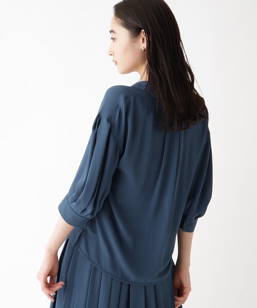 OPAQUE.CLIP（オペークドットクリップ）の「◆【大草直子さんコラボ】オープンカラーブラウス セットアップ対応（シャツ/ブラウス・レディース・ネイビー/ダークオレンジ/ブラック系/黄緑系・38/40/36）」の20枚目の写真