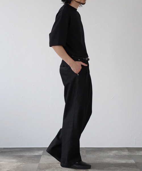 CREARE -LINO-（クレアーレリノ）の「センタープリーツ ワイド ルーズ デニム スラックス パンツ（デニムパンツ・メンズ・ブラック/チャコールグレー・S/M/L）」の10枚目の写真
