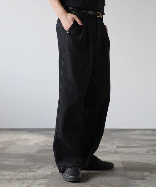 CREARE -LINO-（クレアーレリノ）の「センタープリーツ ワイド ルーズ デニム スラックス パンツ（デニムパンツ・メンズ・ブラック/チャコールグレー・S/M/L）」の5枚目の写真
