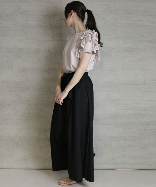 atONE(アットワン)の「atONE 片袖フリル デザインカットソー 半袖(Tシャツ/カットソー・レディース・ピンクベージュ/ブラック/ホワイト・4L~5L/M-L/LL~3L)」の22枚目の写真