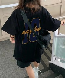 オーバーサイズナンバリングTシャツ