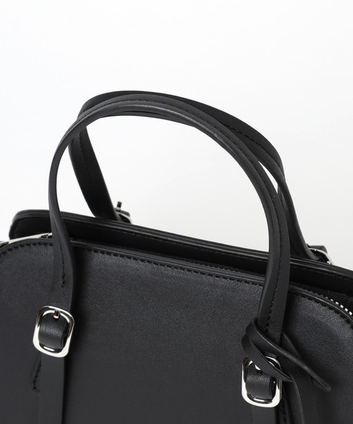 mysty woman（ミスティウーマン）の「キーチャーム付きミニボストン 961191（ボストンバッグ・レディース・バーガンディー/アイボリー/ブラック・FREE）」の6枚目の写真