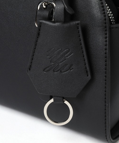 mysty woman（ミスティウーマン）の「キーチャーム付きミニボストン 961191（ボストンバッグ・レディース・バーガンディー/アイボリー/ブラック・FREE）」の15枚目の写真