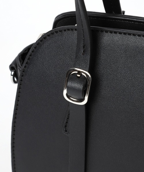 mysty woman（ミスティウーマン）の「キーチャーム付きミニボストン 961191（ボストンバッグ・レディース・バーガンディー/アイボリー/ブラック・FREE）」の11枚目の写真